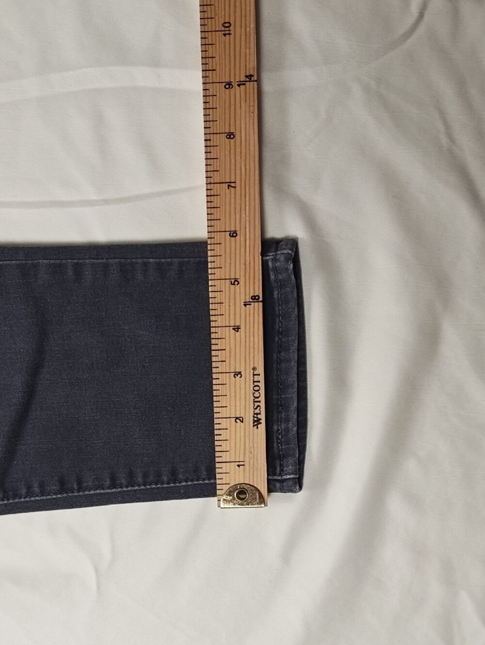 Levi's 311 Shaping Skinny Jeans Gray Women's Size 29 - Picture 7 of 10